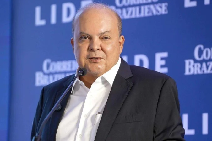 CLDF arquiva três pedidos de impeachment contra Ibaneis Rocha; dois seguem em análise