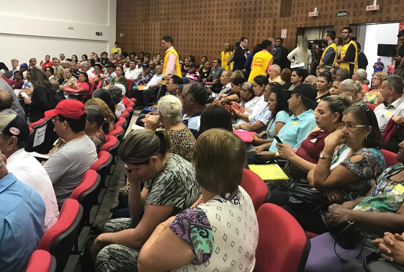 Justiça do Trabalho homologa R$ 482 milhões para servidores da educação de Rondônia em decisão histórica