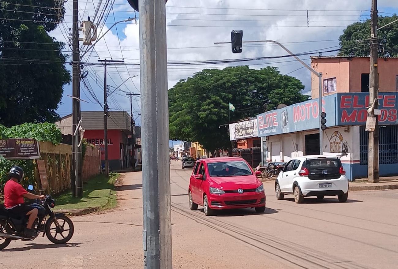 Vereador Gedeão solicita semáforos para cruzamento perigoso em Porto Velho