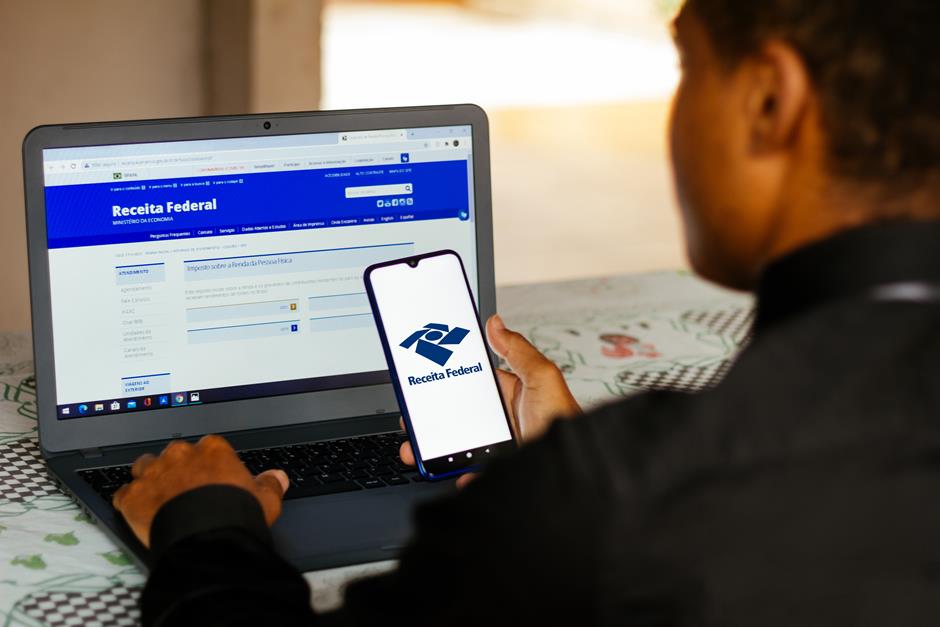 Analistas-Tributários da Receita Federal paralisam atividades em todo o Brasil