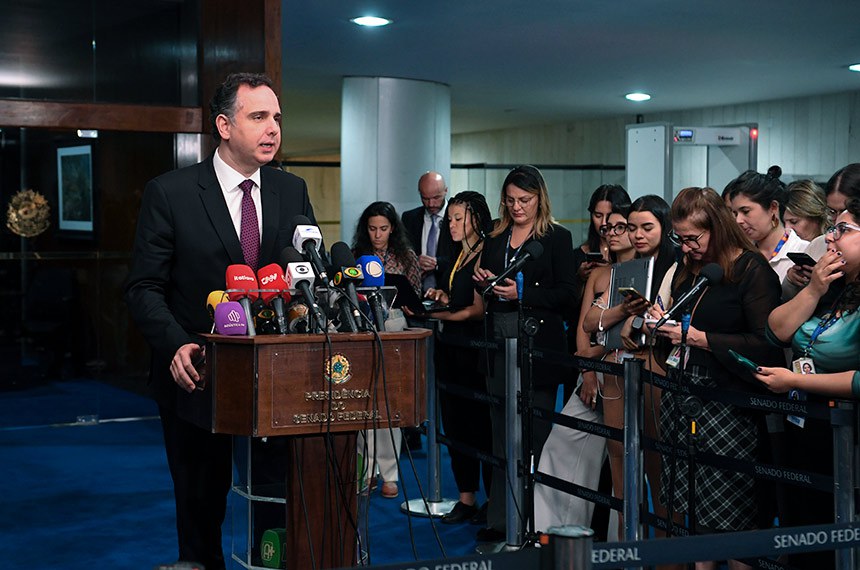 Pacheco confirma intenção de votar corte de gastos antes do recesso