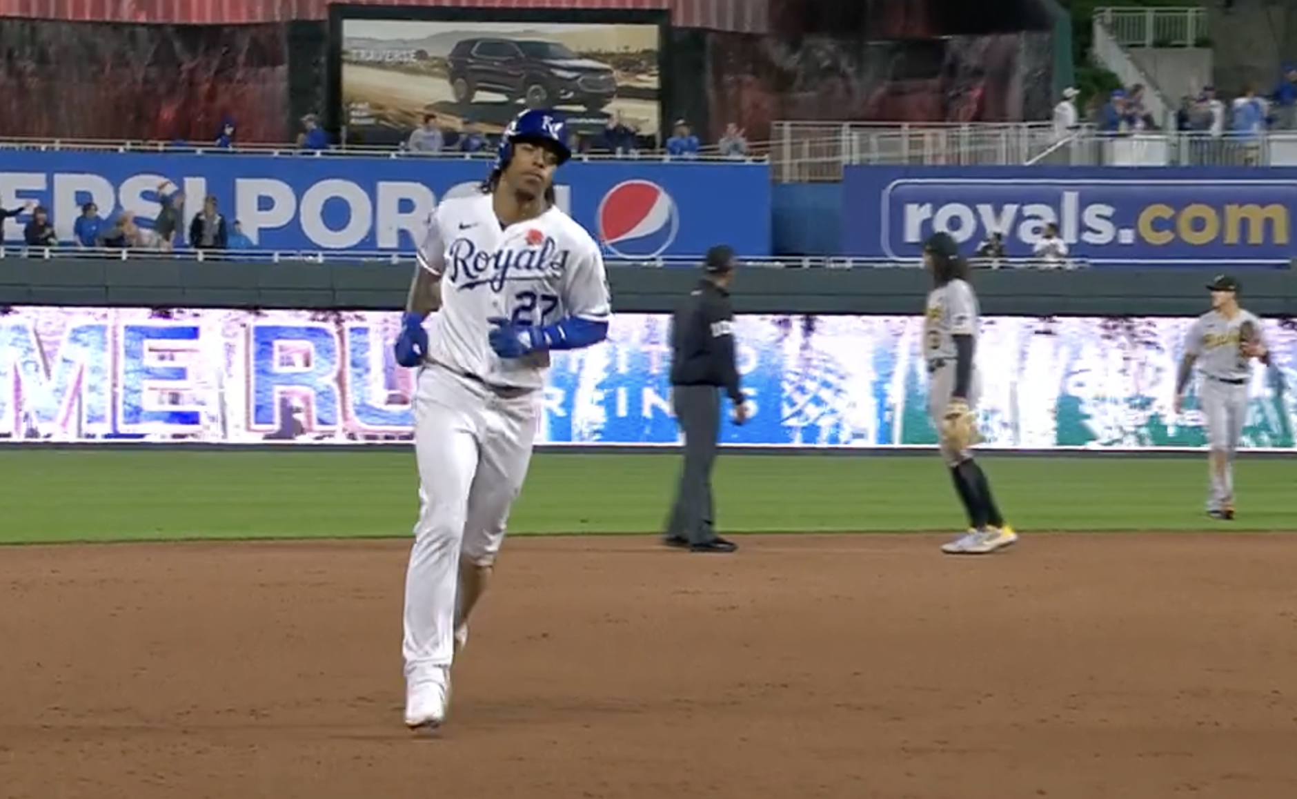 Dingers and hamstrings: The dichotomy of a victory