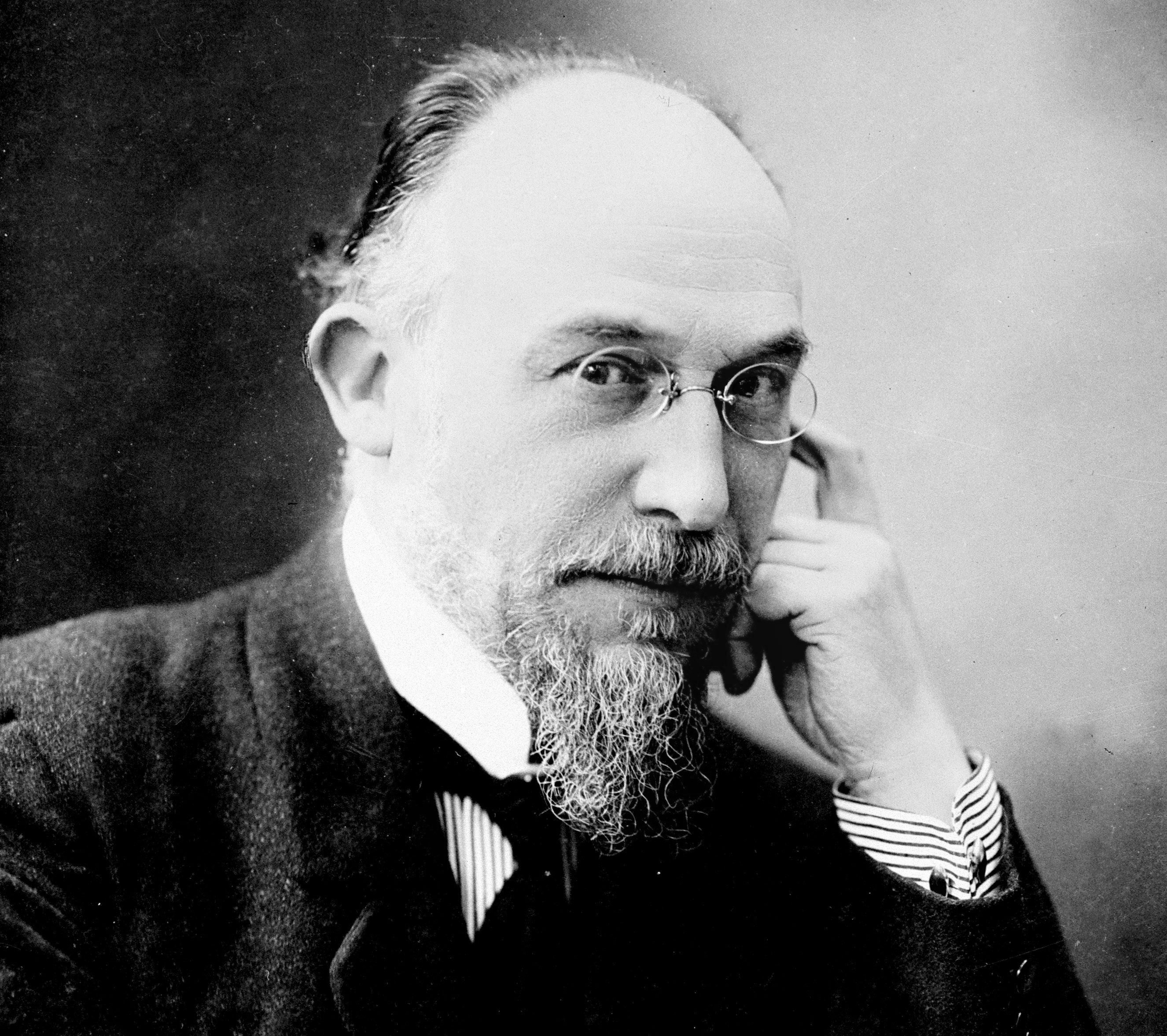 Book Review Erik Satie Three Piece Suite By Ian Penman book-review-erik-satie-three-piece-suite-by-ian-penman