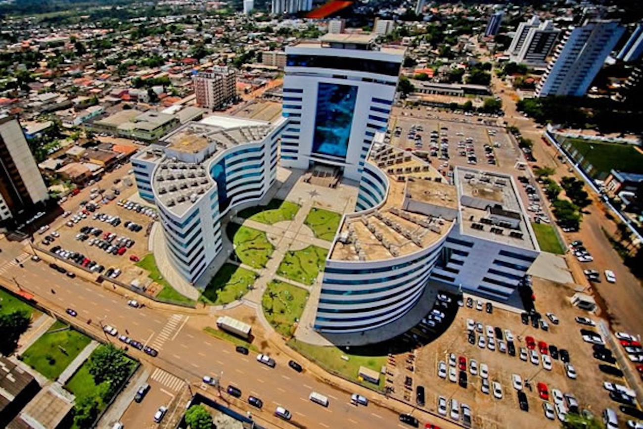 Secretário de Estado teria engravidado estagiária e adjunta em Rondônia; governo silencia