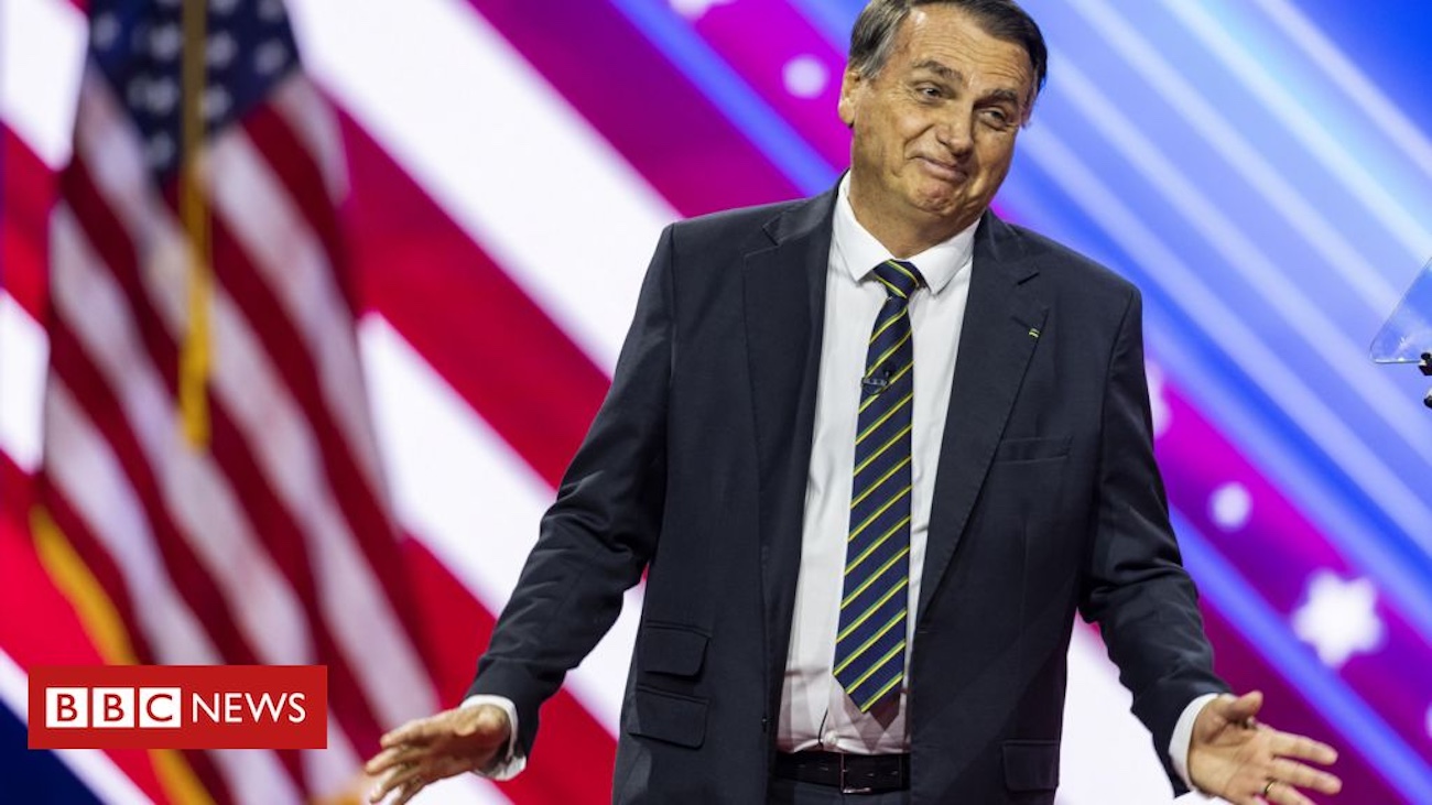 "Preso político": Bolsonaro afirma ser perseguido e pede ajuda a Trump