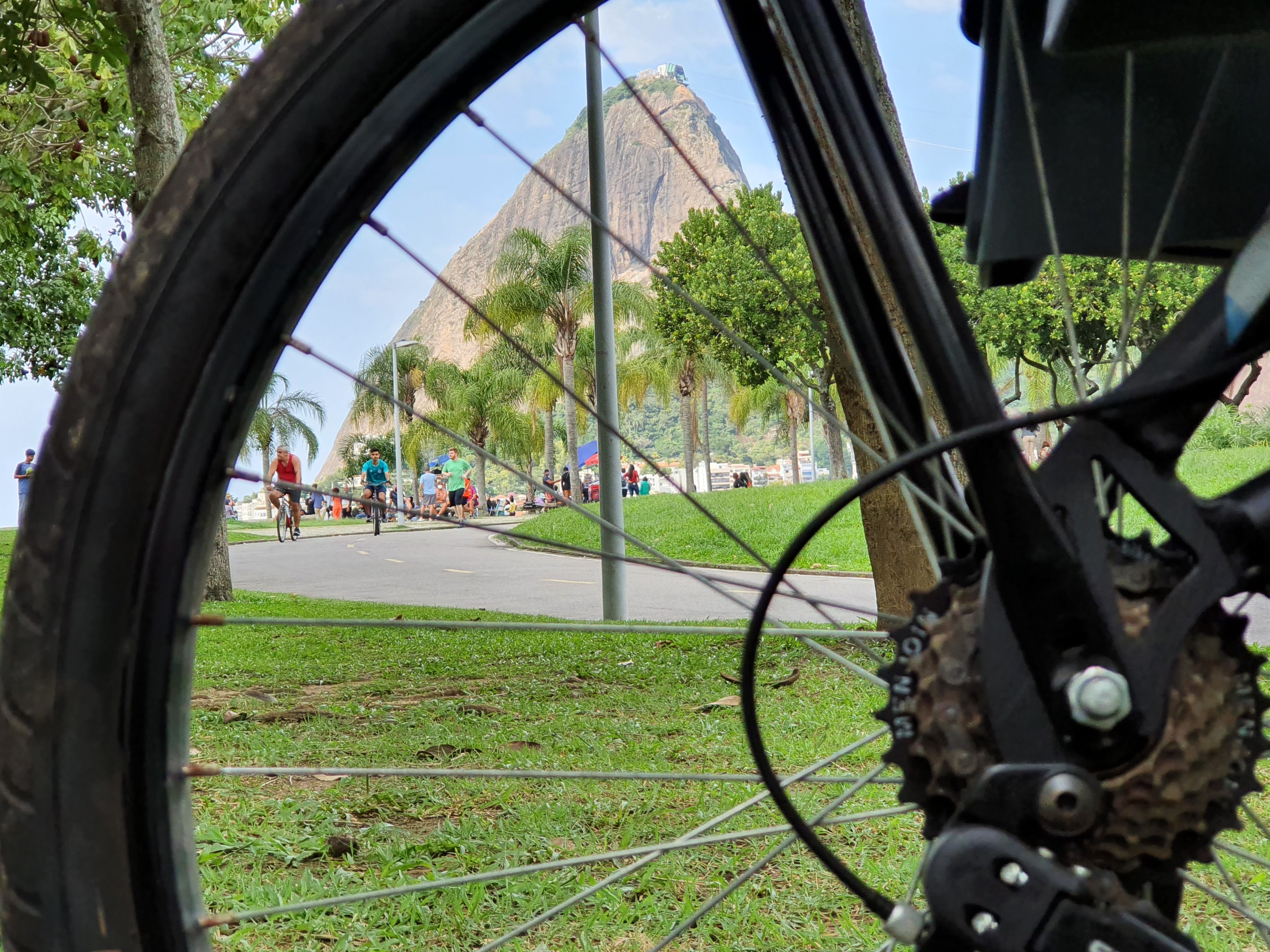 paternidade Levando a paternidade no pedal