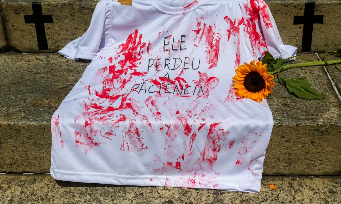 CNJ registra aumento de 225% no número de julgamentos de feminicídio