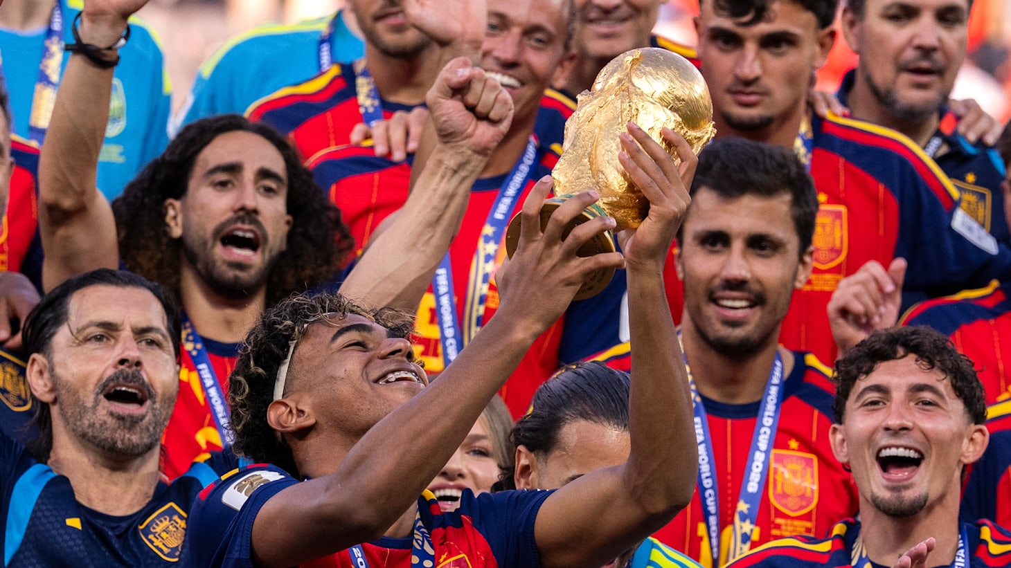 Lamine Yamal and Spain lift the World Cup trophy.