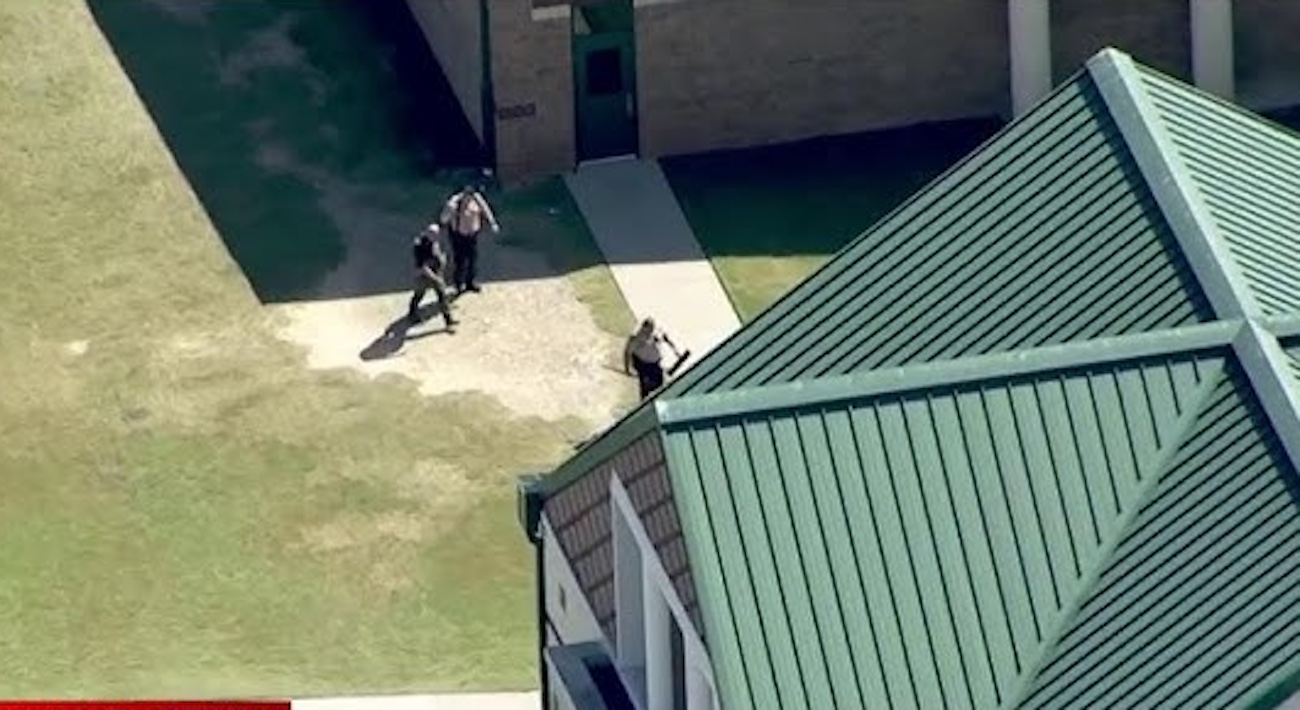ATENÇÃO: Escola na Georgia, nos EUA, é alvo de atirador; polícia fala em várias vítimas