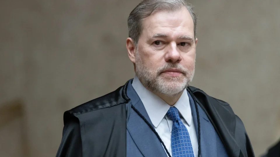Dias Toffoli em jato ligado a suspeito de lavagem para o PCC: detalhes da viagem revelam conexões sensíveis