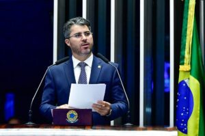 Marcos Rogério reassume comando do PL; Ressentido, Bagattoli culpa Costa Netto e Livra Bolsonaro