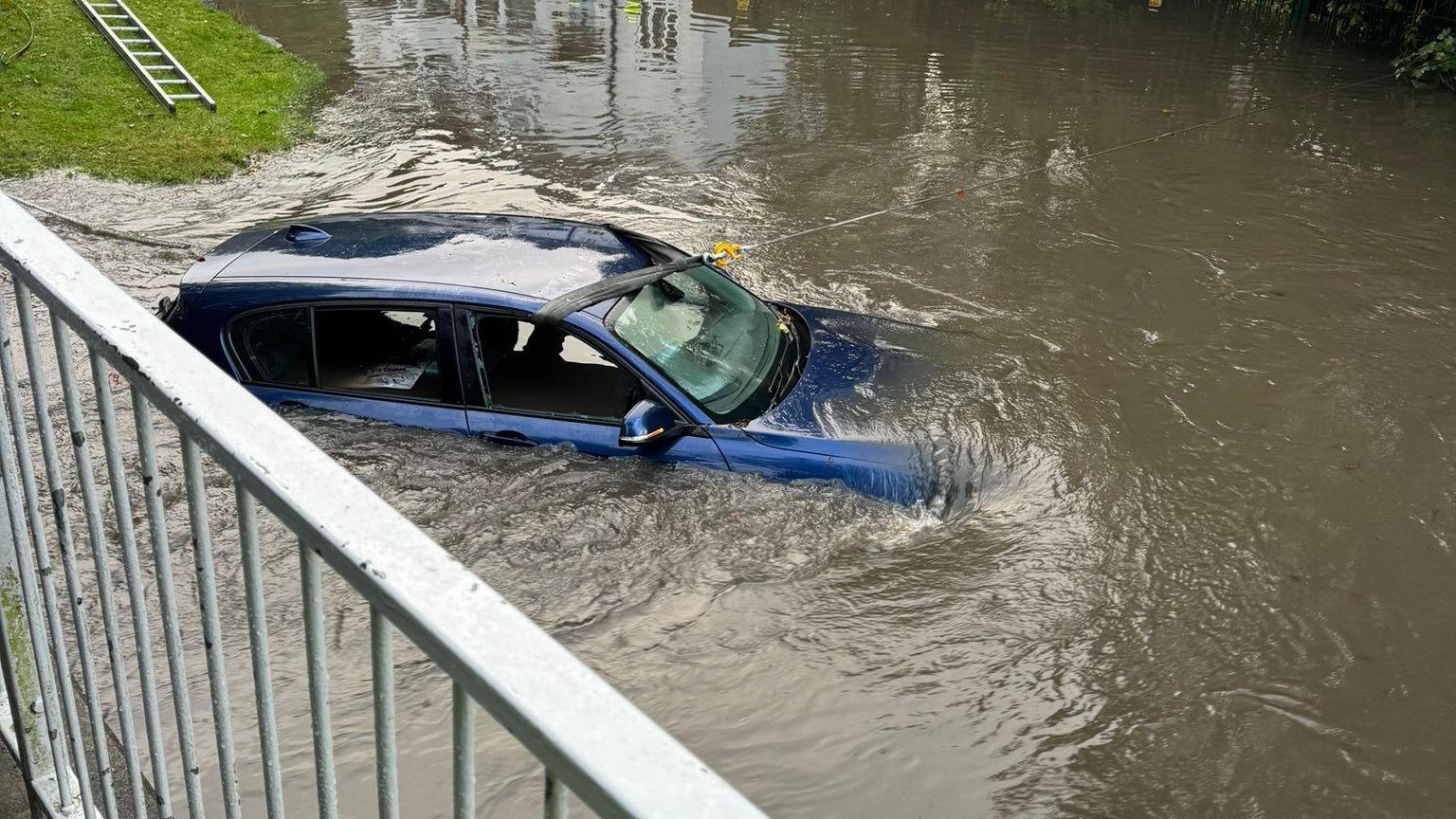 Heatwaves, Floods, and Climate Popularism