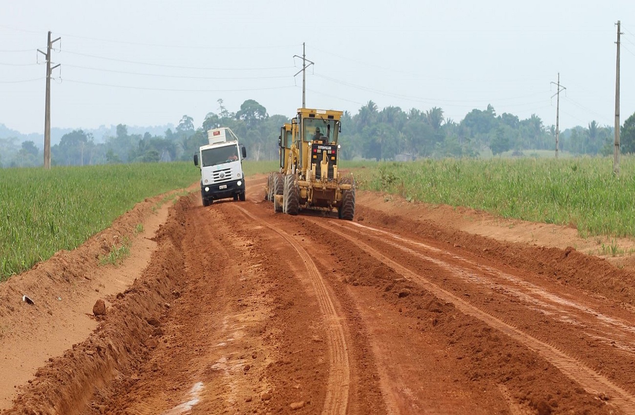 Deputado Alex Redano solicita recuperação do Travessão B-40 em Alto Paraíso