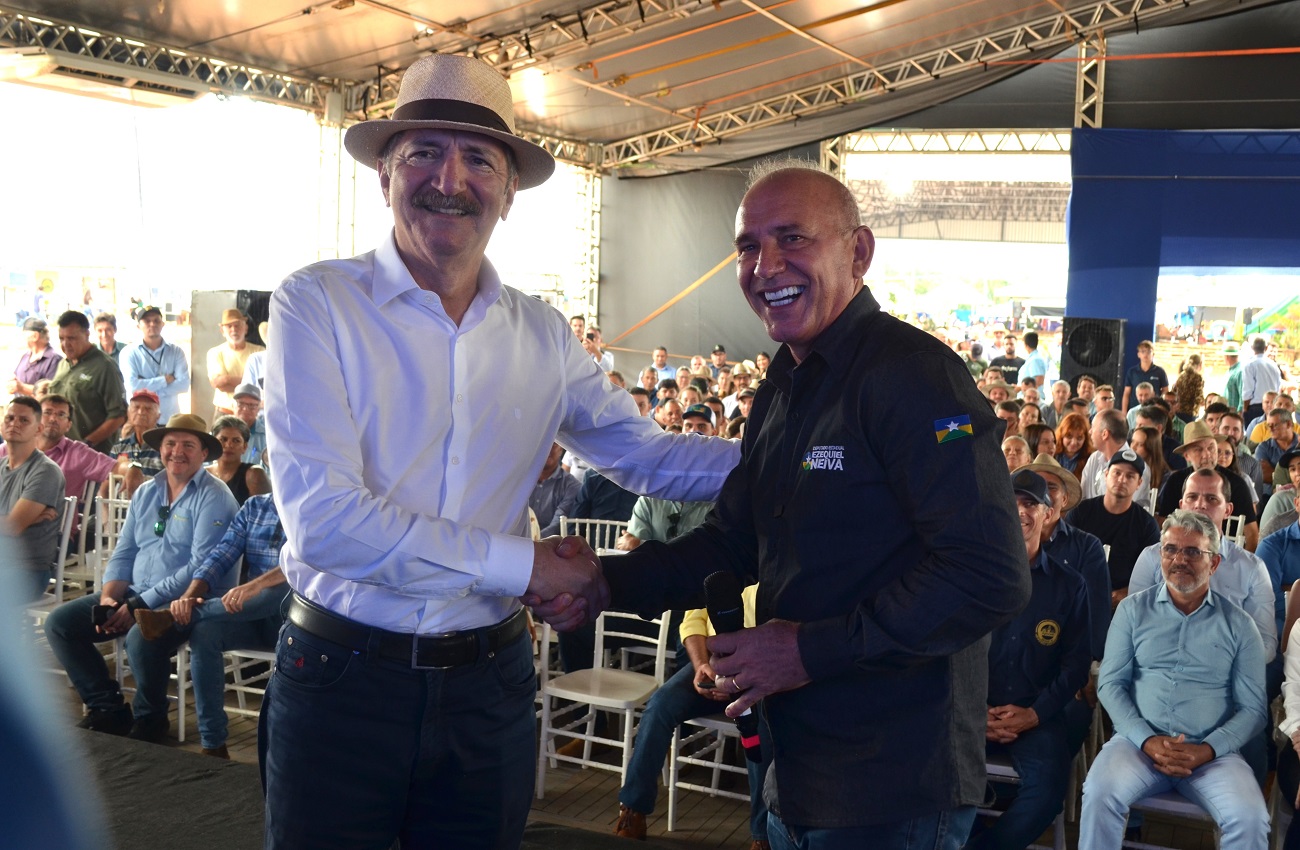 Deputado Ezequiel Neiva valoriza presença do ex-ministro Aldo Rebelo na Agrocom