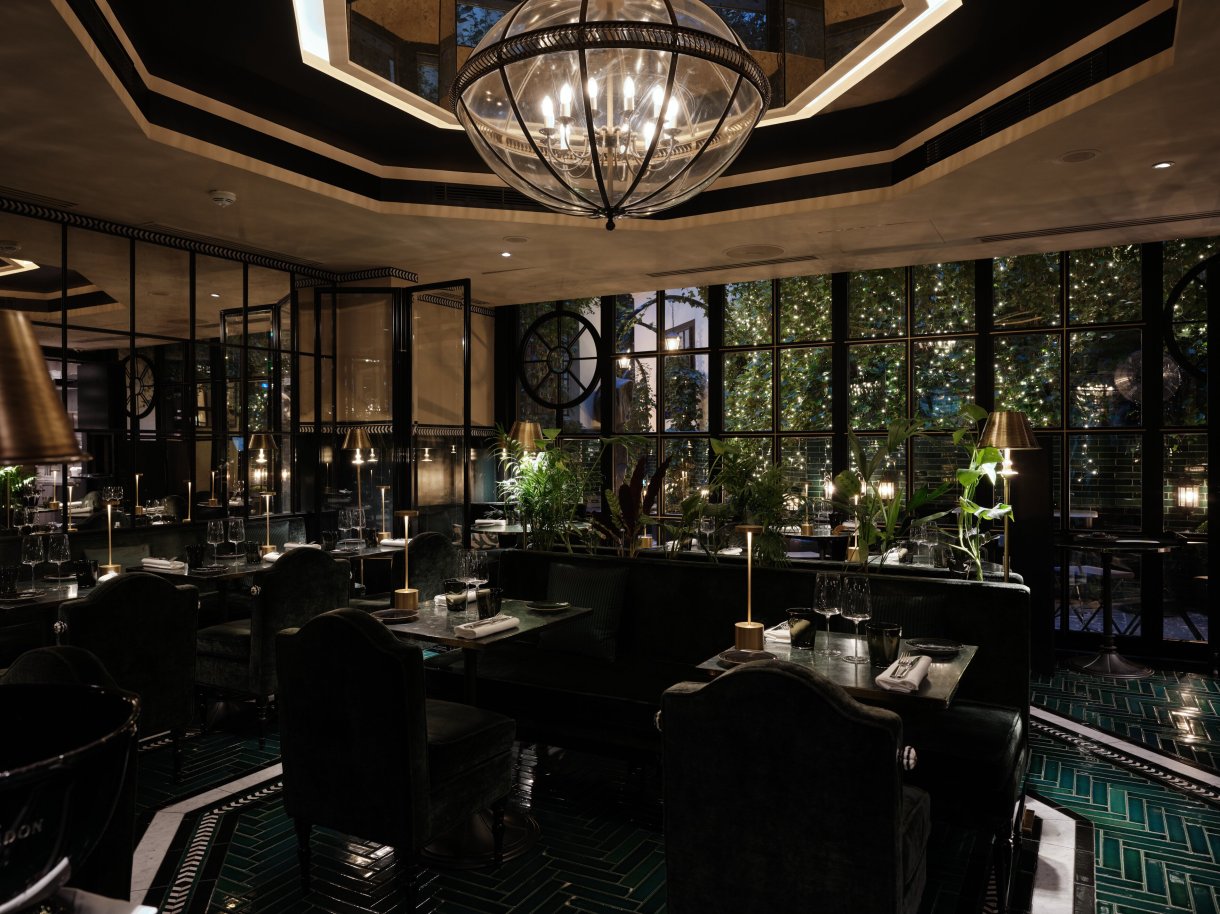 https://dynamic-media-cdn.tripadvisor.com/media/photo-o/23/52/b3/04/le-restaurant-galanga.jpg?h=500&s=1&w=900