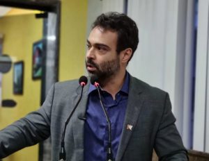 Vinicius Miguel assume PSB com missão de fortalecer a legenda e aposta em eleição fora de época