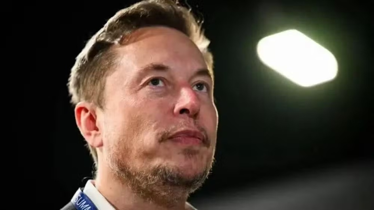 STF bloqueia recursos financeiros da Starlink de Elon Musk por falta de representante do Twitter no Brasil