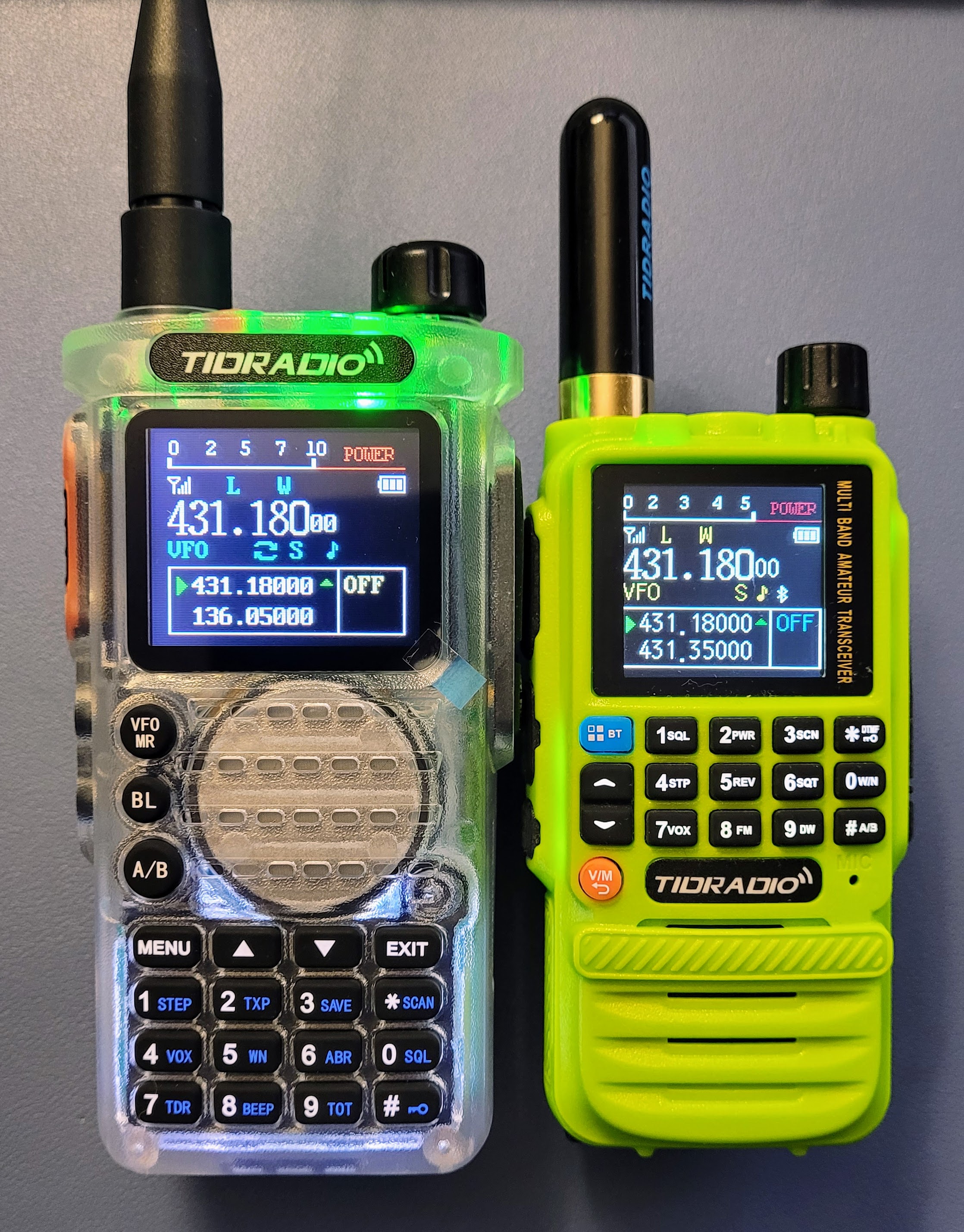 Comparison of displays: TD-H8 (left) and TD-H3 (right)