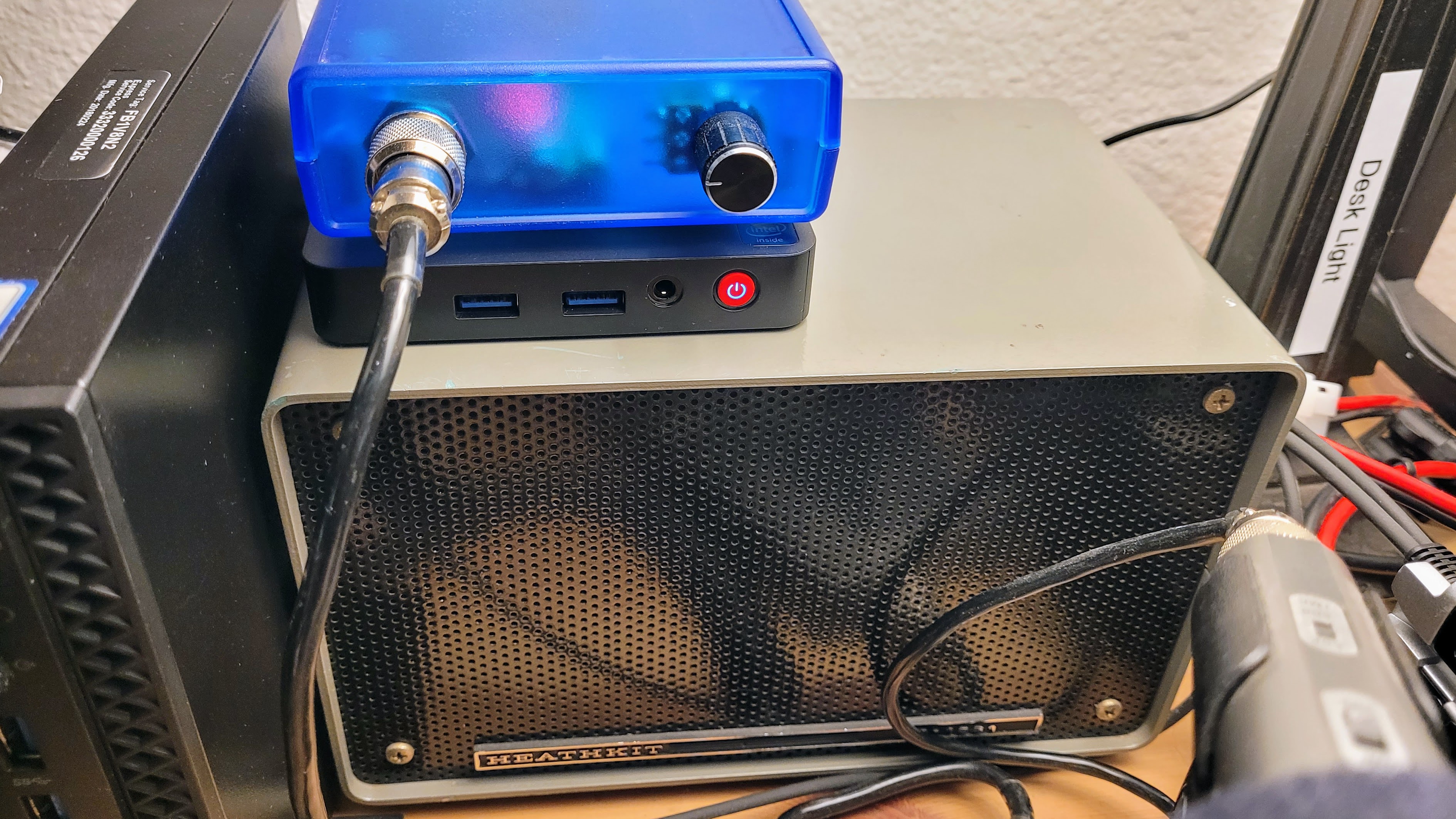 Beelink T5 sits under the ANR100 audio interface