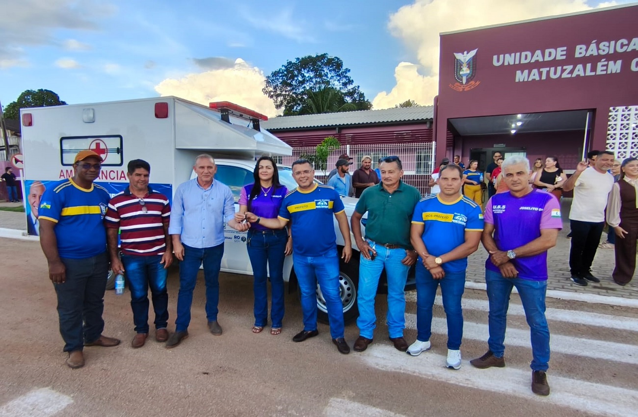 Deputado Ezequiel Neiva participa da entrega de mais uma ambulância e fortalece a saúde em Nova Mamoré