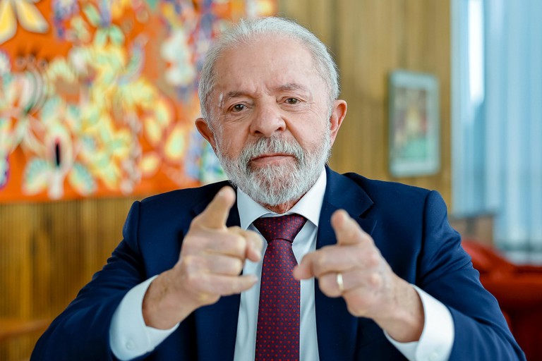 Lula assina MP de R$ 12 bilhões para renegociação de dívidas rurais