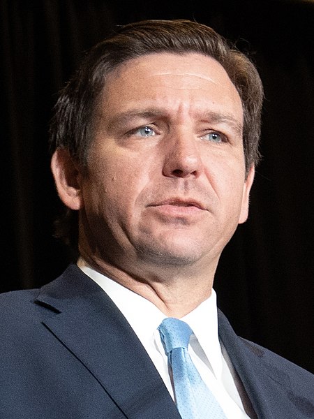 File:Ron DeSantis delivering speech portrait.jpg