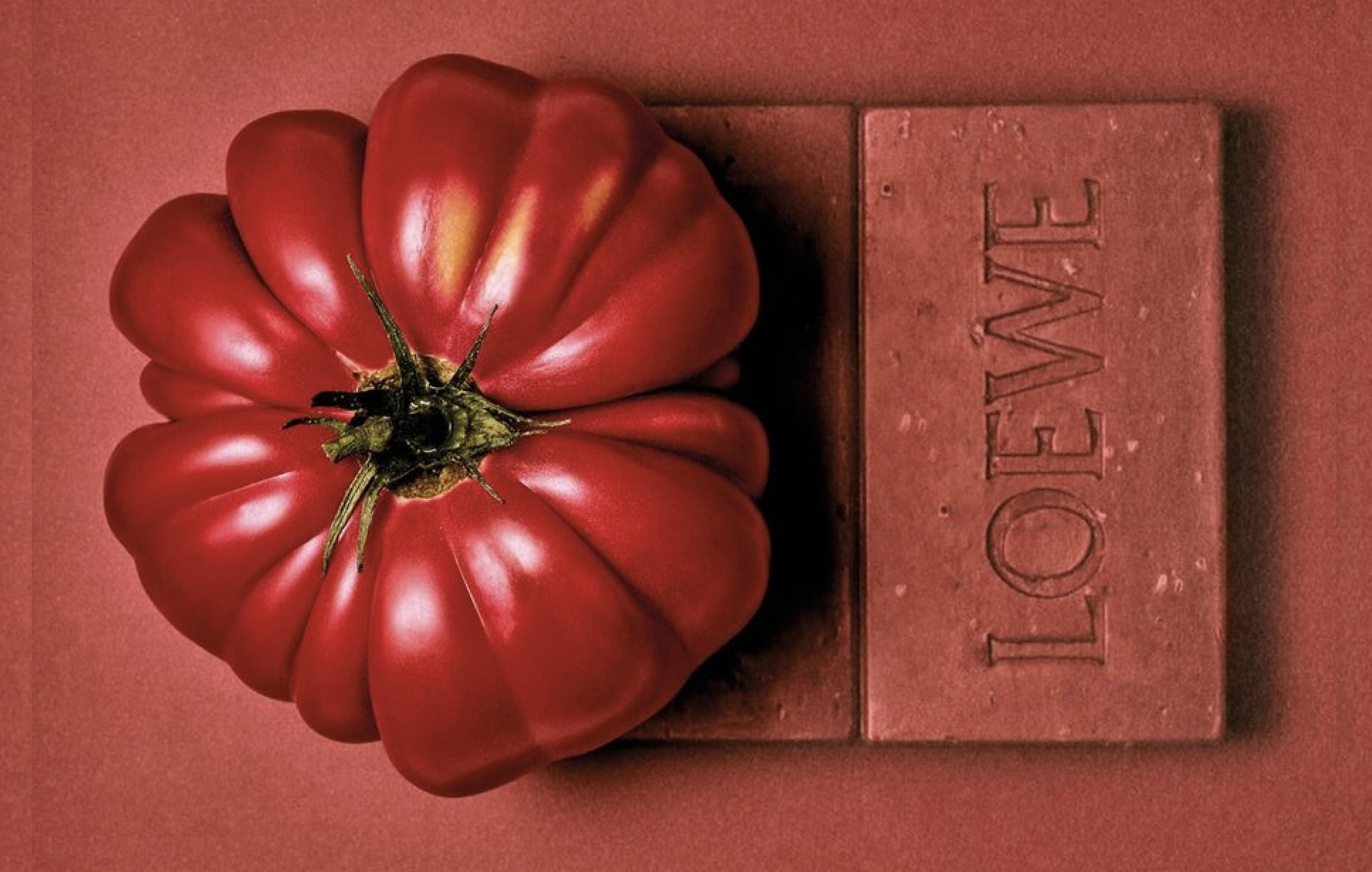 Loewe Tomato Hot-Air Balloon over Cappadocia