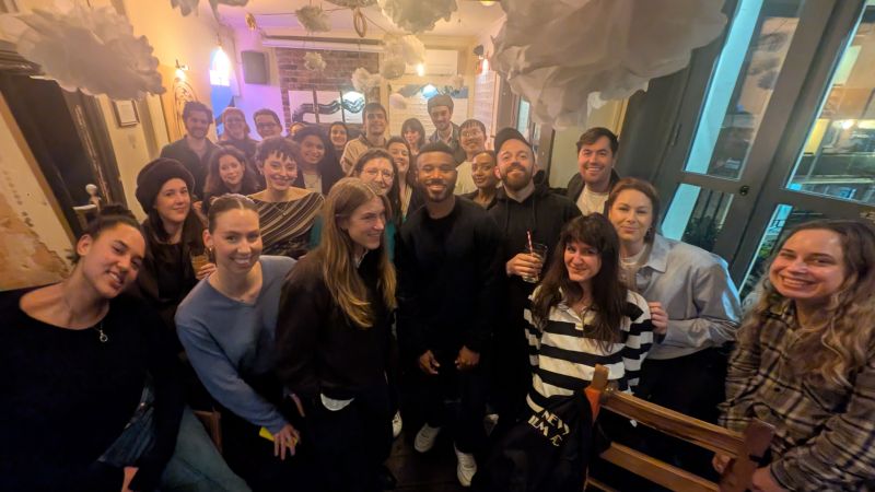 No alternative text description for this image