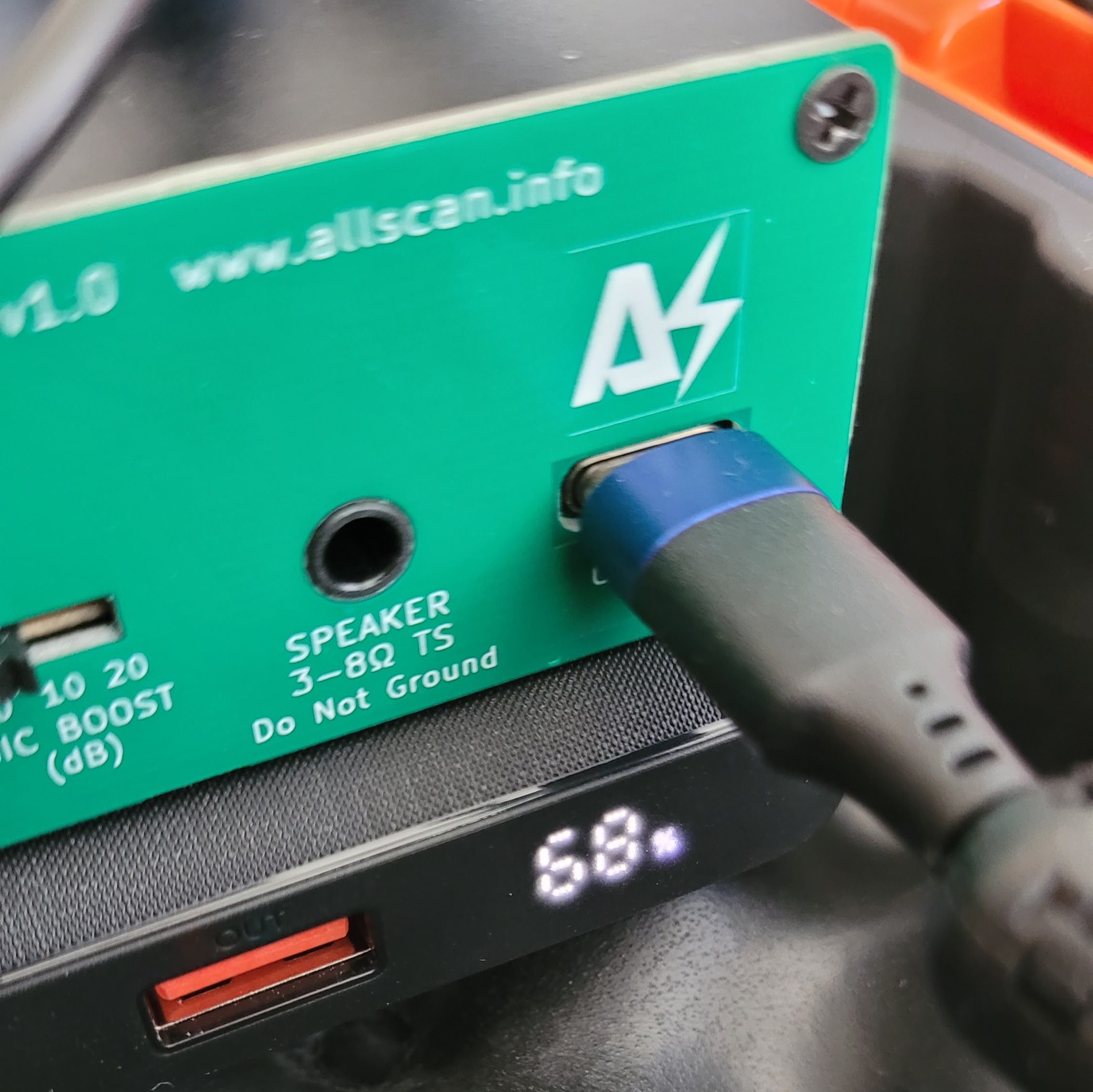 68% charge remaining after 10 hours