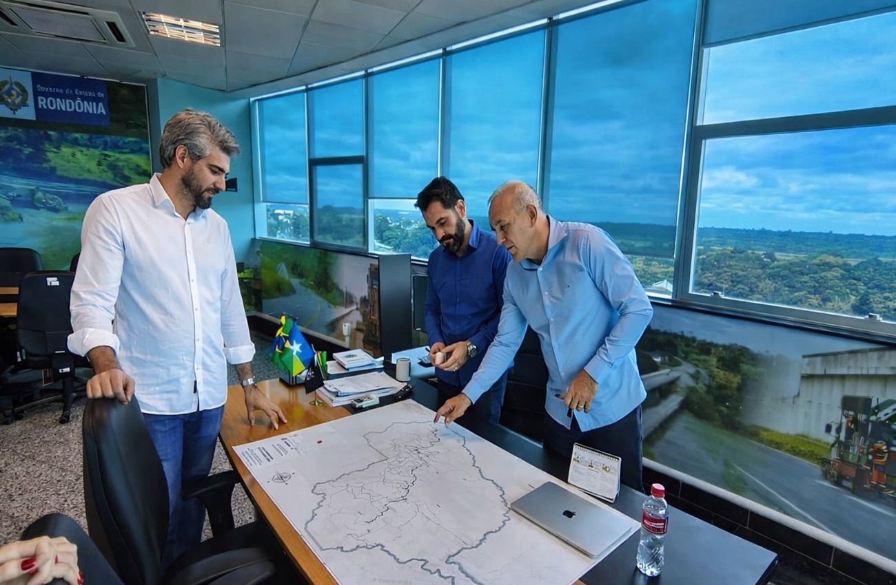 Deputado Ezequiel Neiva celebra abertura de licitação para a construção de pontes de concreto e aço entre Cabixi e Pimenteiras