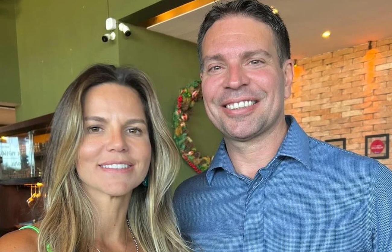 Esposa de Ramagem tem celulares e computadores apreendidos em embarque tenso para os EUA