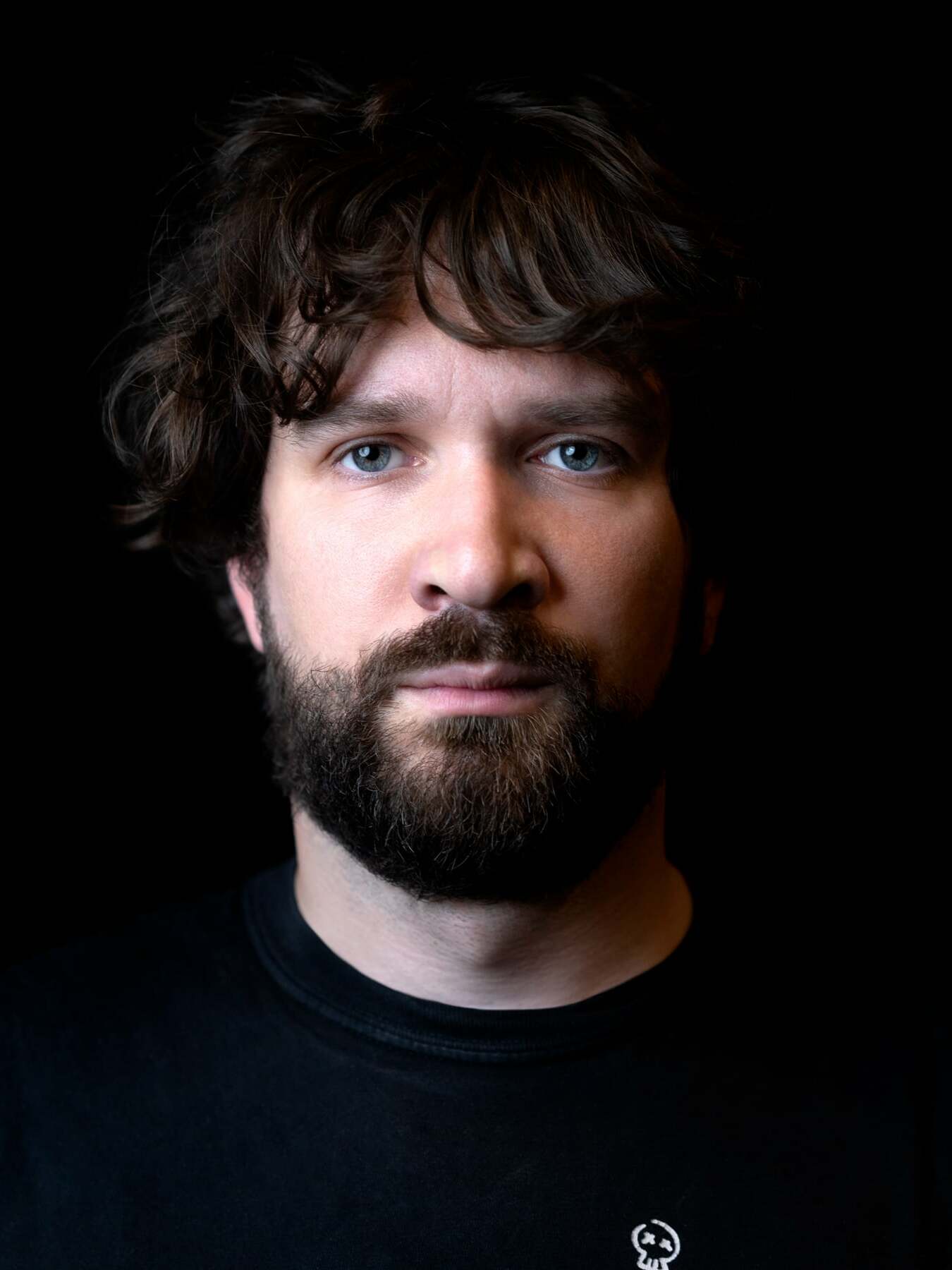 Decoding Andrew Sorkin'S Gaze: Power, Politics, And The Deal - s249a1d