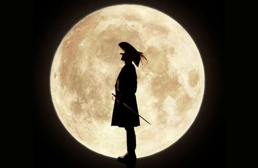 Gerçek Cyrano de Bergerac’ın Ay’da yaşayan daha akıllı bir toplumu konu eden 1657 tarihli bir de kitabı var.