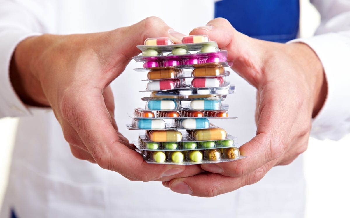 Counterfeit Supplements & Marketplace Risks: What You Need to Know