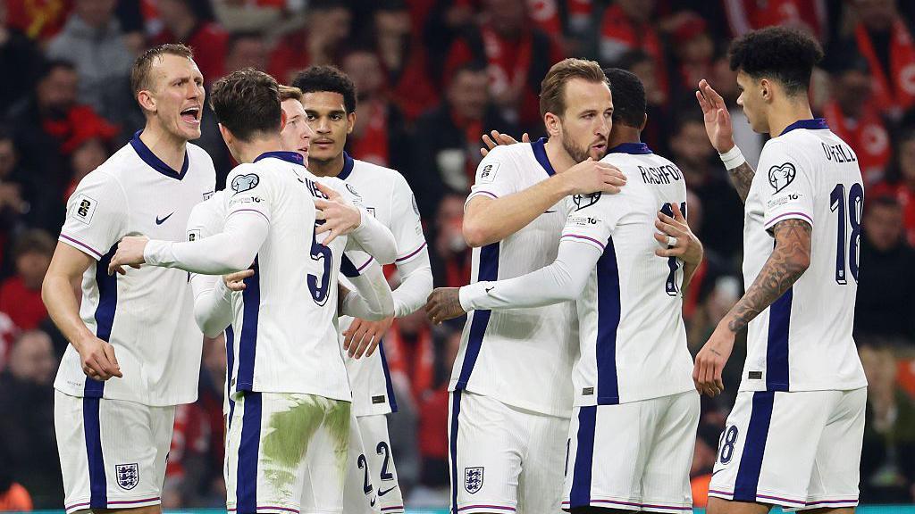 World Cup 2026: England squad worried about being turned into 'political spokespeople' - BBC Sport