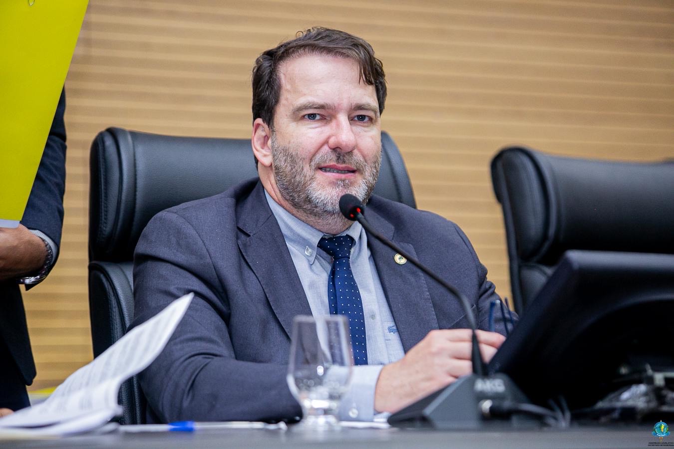 Justiça absolveu Presidente da ALE/RO, prefeita de Ariquemes e Diretor-Geral no caso das emendas