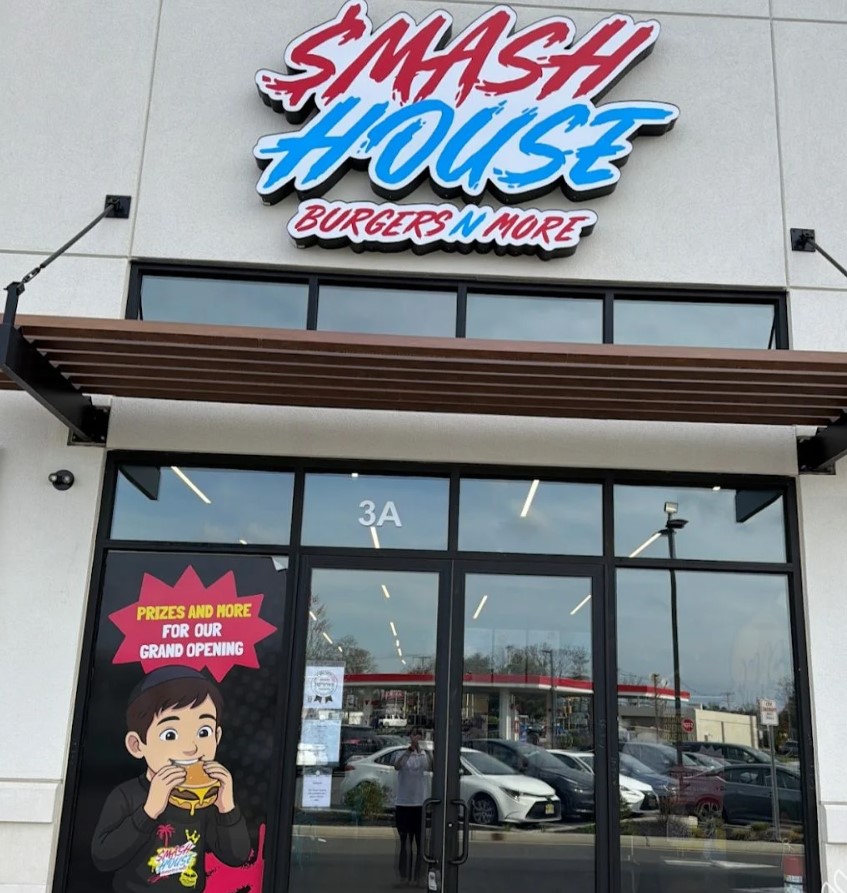 Smashing Up Smash Burgers at Smash House