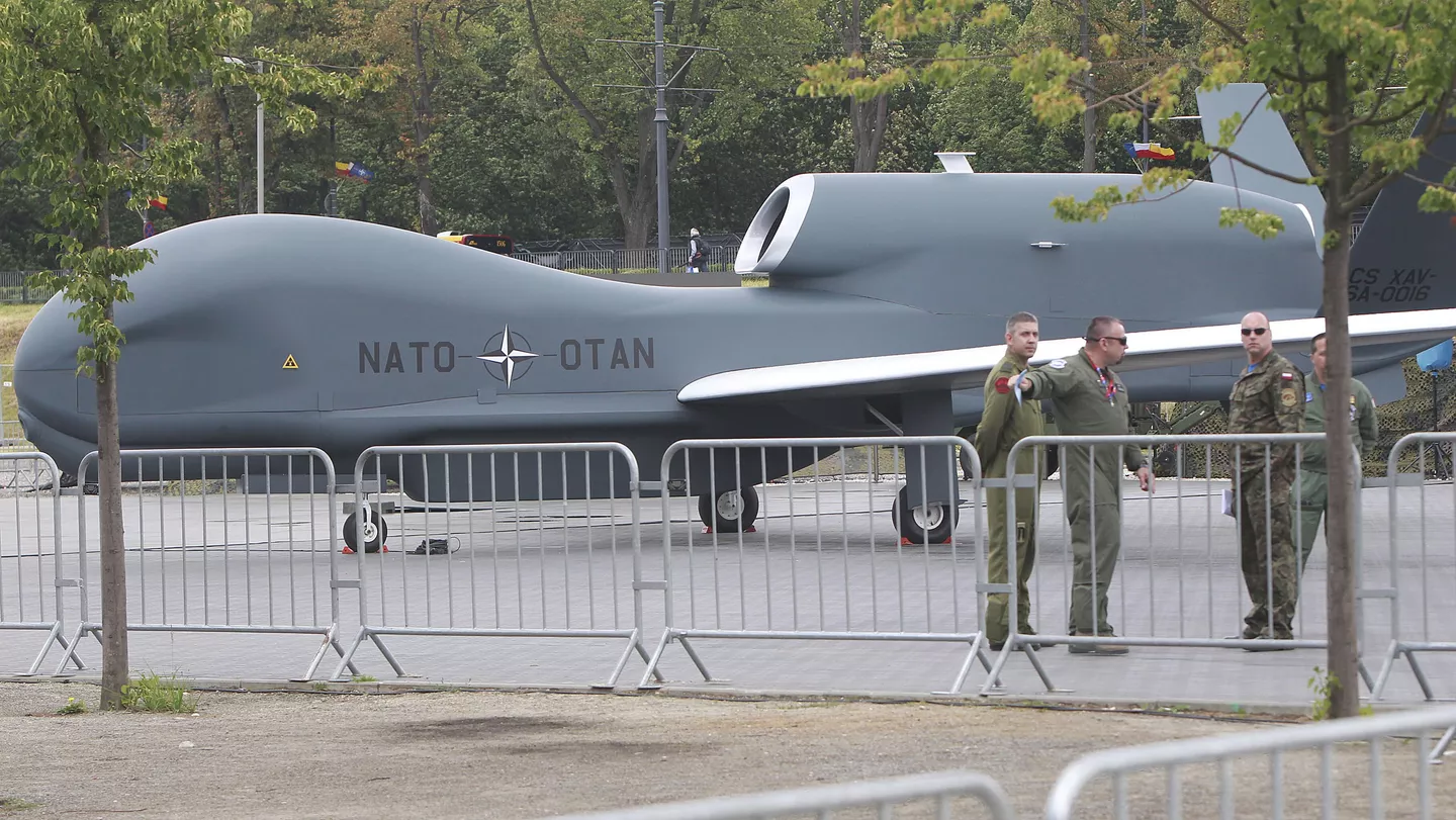 OTAN não venceria conflito direto contra Rússia, alerta oficial britânico