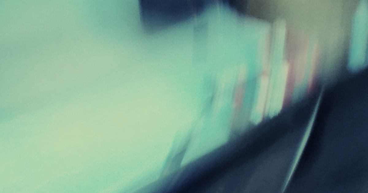 She’s Deadline Un/Oriented