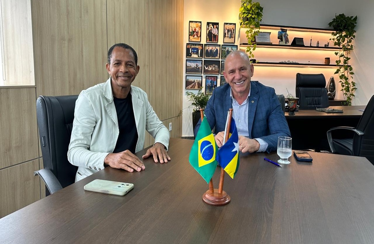 Ezequiel Neiva viabiliza tubos de concreto para zona rural de Nova Brasilândia D’Oeste