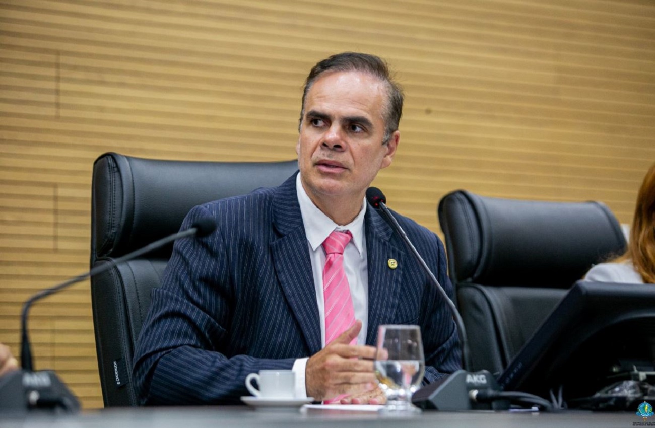 Deputado Alan Queiroz defende servidores e propõe hospital exclusivo para traumas em discurso sobre Saúde Pública