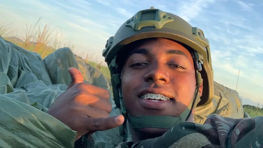 Morte em quartel do Rio: investigação aponta homicídio e tentativa de encobrimento com suicídio simulado