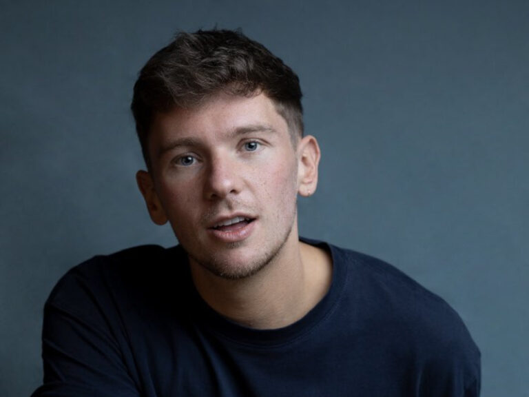 Former Kiss presenter Sam Darlaston joins Radio 1 to host Early Breakfast
