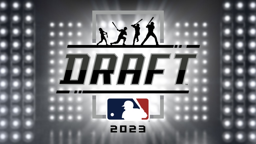 My Mariners board, trading a pick for a player & more draft questions answered