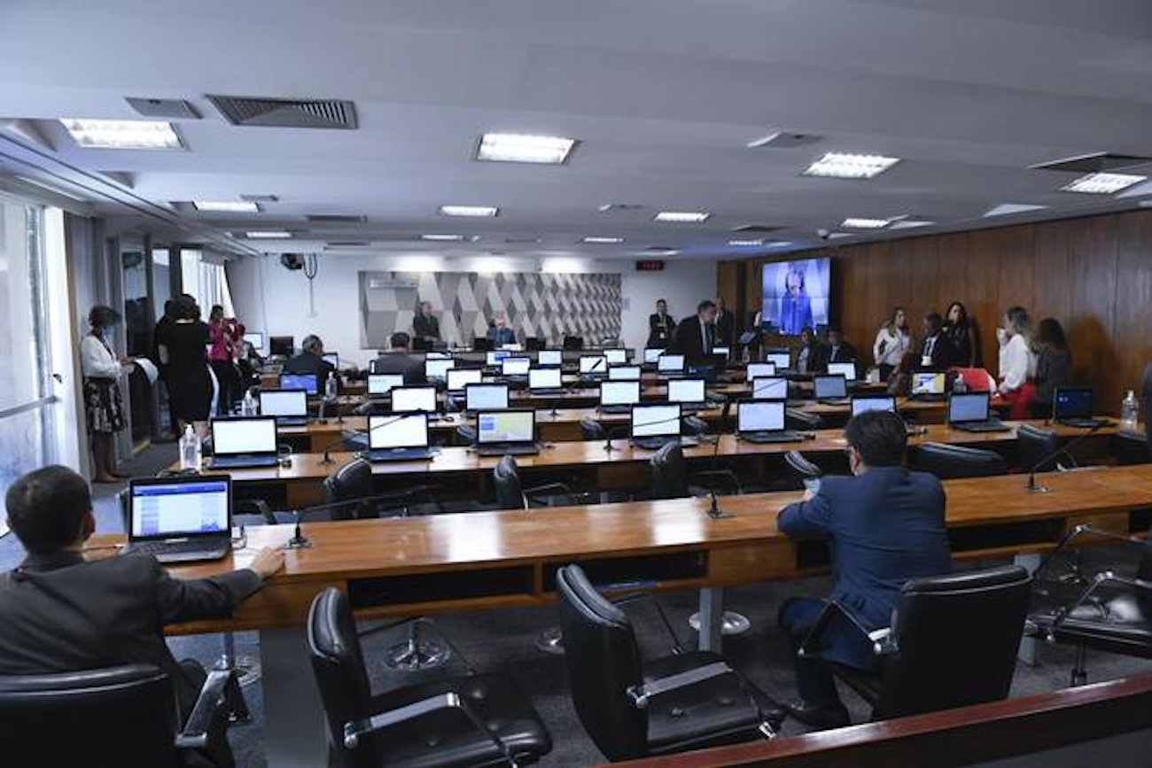 Comissão do Senado aprova inelegibilidade para condenados por violência contra a mulher