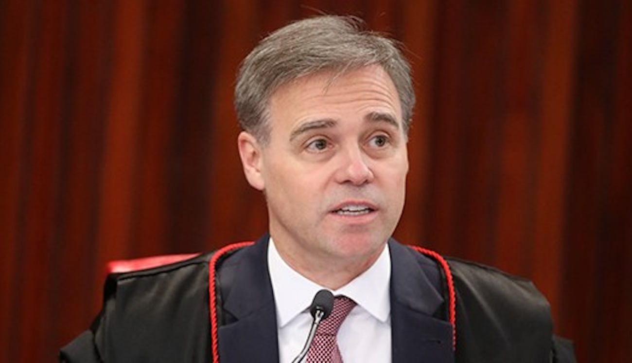 Pesquisa divulgada em ano de eleição deve ser registrada na Justiça Eleitoral, reafirma TSE