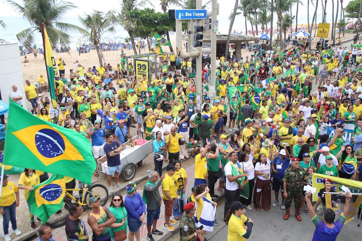 Manifestações da Direita em março registram menor participação e acendem debate sobre 2026