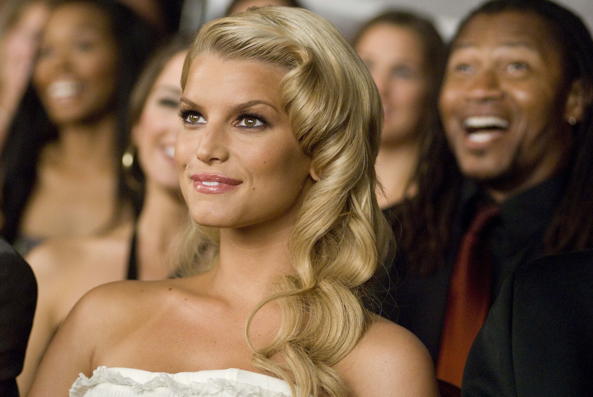 Issue 8: Jessica Simpson and the Politics of 2000s Fatphobia