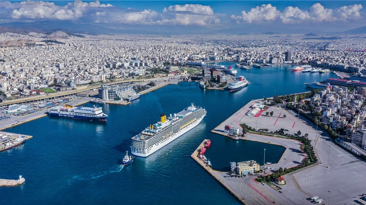 Port of Piraeus – best cruisers tips on Athens port terminal