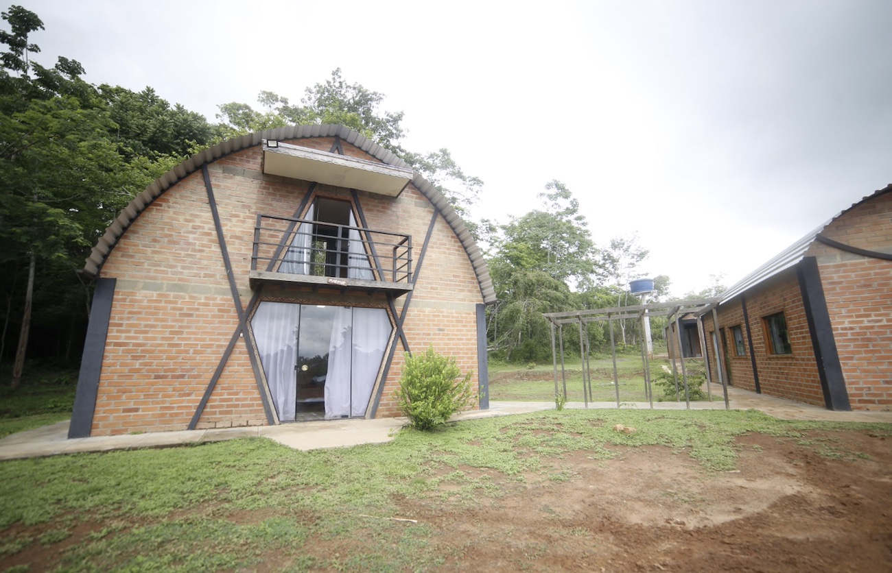 ‭ Turismo Paiter Suruí: cultura viva na Amazônia rondoniense‬